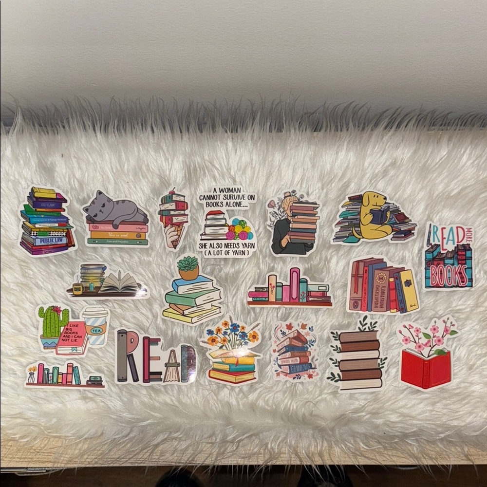 18 Reading Themed Stickers 📚